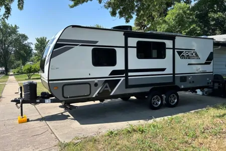 Coachmen Apex Nano 201RBS Travel Trailer