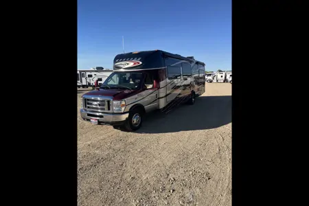 John’s Coachmen Concord Class C