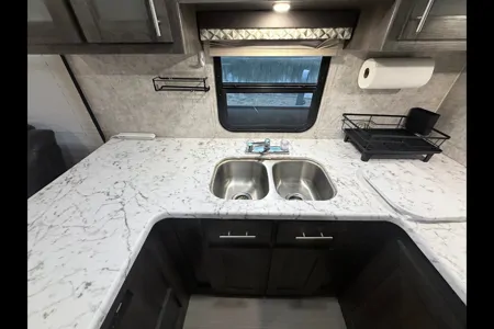 Barre's Highland Ridge RV Open range 2804rk Travel Trailer