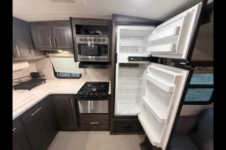 Barre's Highland Ridge RV Open range 2804rk Travel Trailer