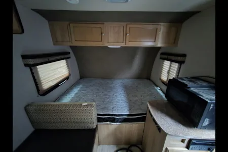 Félix's Palomino RL177 Travel Trailer