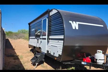 Winnebago 18DBH Travel Trailer