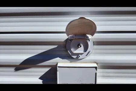 Winnebago 18DBH Travel Trailer