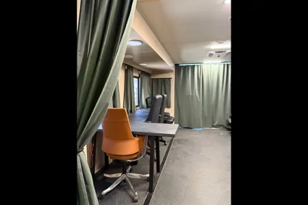 PRODUCTION OFFICE AND VANITIES WITH 2 RESTROOMS