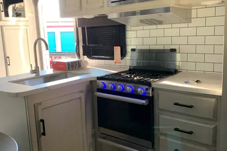 Jeannette's Jayco Fbok320 Travel Trailer
