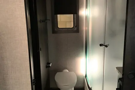 Jeannette's Jayco Fbok320 Travel Trailer