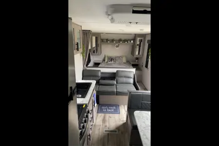 Welcome to your home away from home- Pet friendly Camper 
