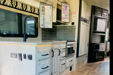 Farmhouse On Wheels