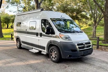Adventure Van - Built for the Beach! - 2018 Hymer Aktiv