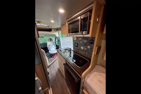 Adventure Van - Built for the Beach! - 2018 Hymer Aktiv