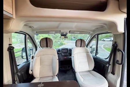 Adventure Van - Built for the Beach! - 2018 Hymer Aktiv