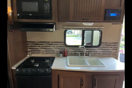 Danielle's Jayco Feather ULT Travel Trailer