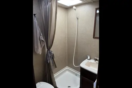 Danielle's Jayco Feather ULT Travel Trailer