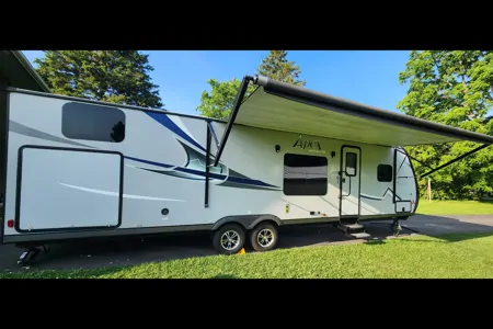 Fully Stocked CLEAN 34' Bunkhouse 2018 Coachmen Apex