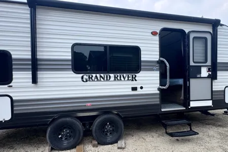 John's Grand River 248H  Travel Trailer