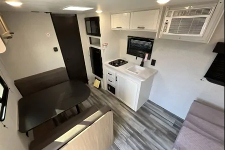 2025 Jayco Jay Flight SLX 170FQW (Delta Dainty)