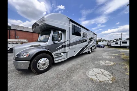 Entegra Coach Accolade Class C