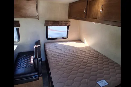 Let'z Go Glamping's 19.5 foot Bunkhouse