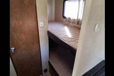 Let'z Go Glamping's 19.5 foot Bunkhouse