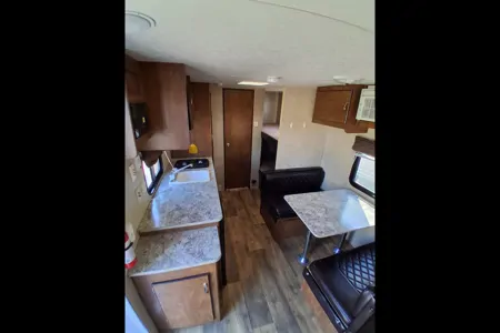 Let'z Go Glamping's 19.5 foot Bunkhouse