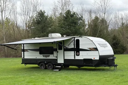 Bigfoot Adventures Forest River 261BHXL Travel Trailer