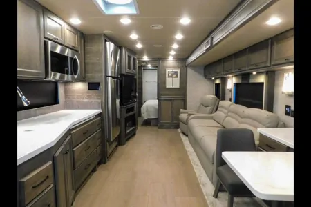 Melissa's Tiffin Motorhomes 2023 Class A