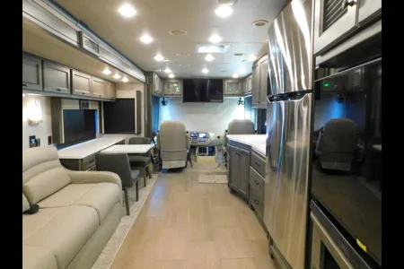 Melissa's Tiffin Motorhomes 2023 Class A