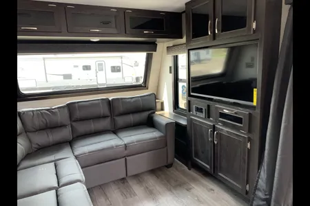 Debbie's Jayco 38fdds Travel Trailer