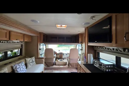 Anita's Thor Motor Coach A.C.E Class A