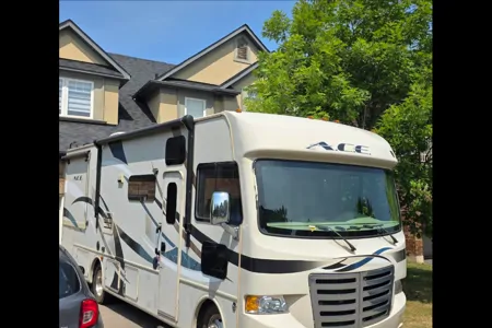 Anita's Thor Motor Coach A.C.E Class A