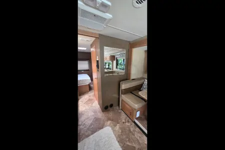 Anita's Thor Motor Coach A.C.E Class A