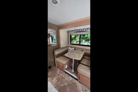 Anita's Thor Motor Coach A.C.E Class A