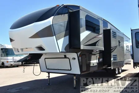 Tony's Keystone Cougar Den Fifth Wheel
