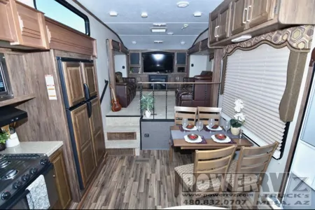 Tony's Keystone Cougar Den Fifth Wheel