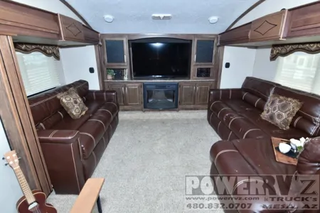 Tony's Keystone Cougar Den Fifth Wheel