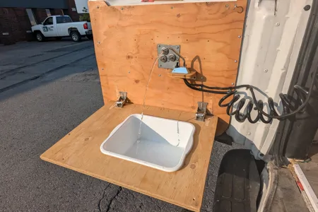 Shoebill Plumber campervan (GMC Savana 2015)