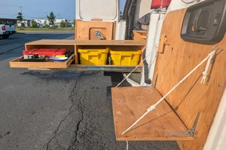 Shoebill Plumber campervan (GMC Savana 2015)