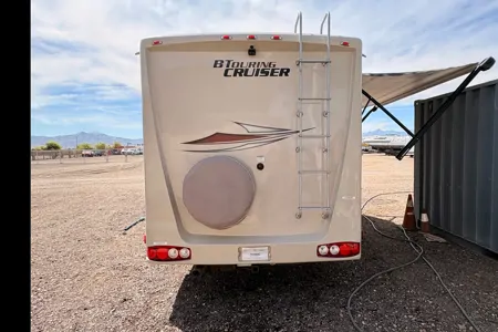 Park Anywhere! Maneuverable B+ Motorhome