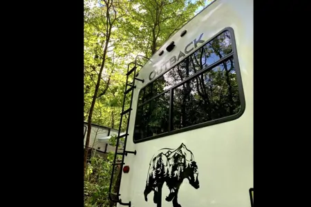 Put the Glam in Glamping!