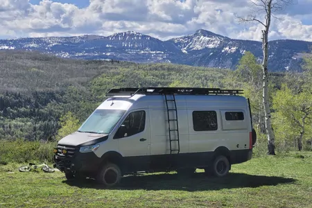 Utah Adventure Van - Yellowstone to Zion!