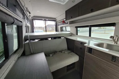 Utah Adventure Van - Yellowstone to Zion!