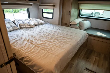 PRESTIGE 2912  ROCKWOOD ULTRA LITE