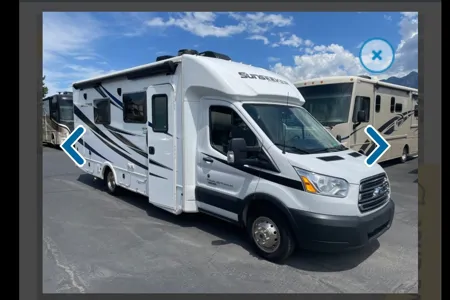 Wendy 's Forest River TS2370 Class C