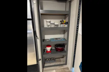 Western KY CamperRentals- 34ft bunk and private queen with 2bath