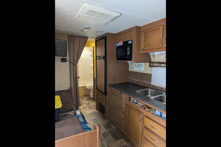 Family Friendly Trailer with Bunks