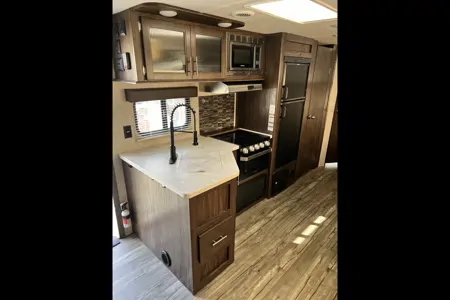 2019 Forest River Cherokee Grey Wolf SLMO1188