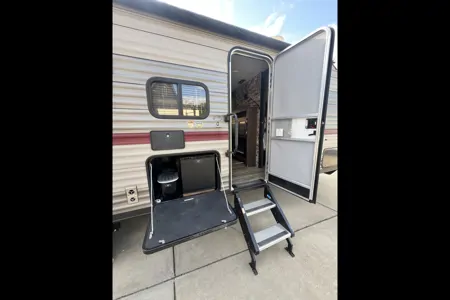 2019 Forest River Cherokee Grey Wolf SLMO1188