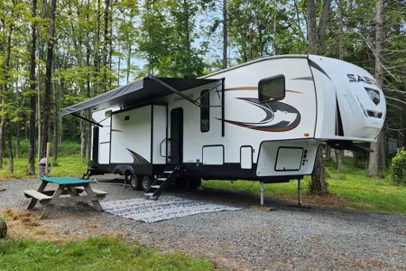 Tri-State Luxury: 5th Wheel Family Paradise