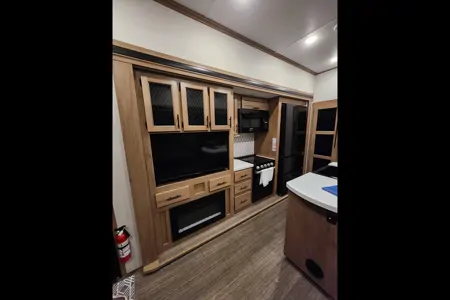 Tri-State Luxury: 5th Wheel Family Paradise