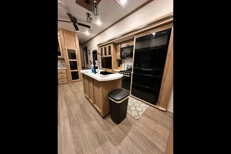 Tri-State Luxury: 5th Wheel Family Paradise